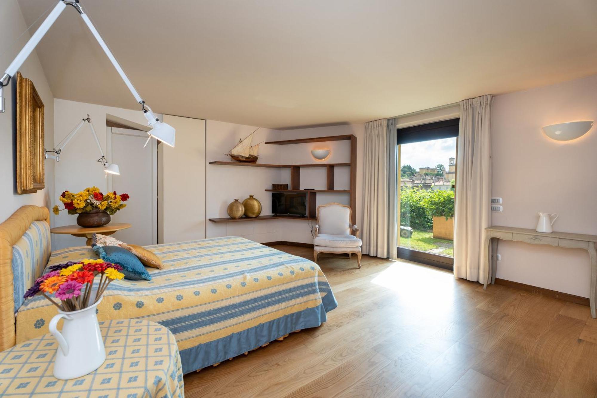 Apartments Vistallihouse Бергамо Экстерьер фото