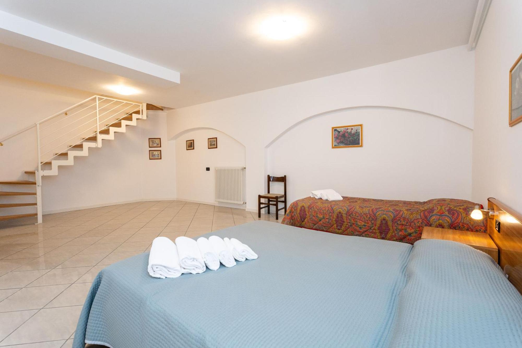 Apartments Vistallihouse Бергамо Экстерьер фото